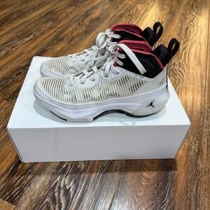 Nike Air Jordan 37 XXXVII GS Boys Girls‎ Basketball Shoes Size 6Y Sneakers VNDS